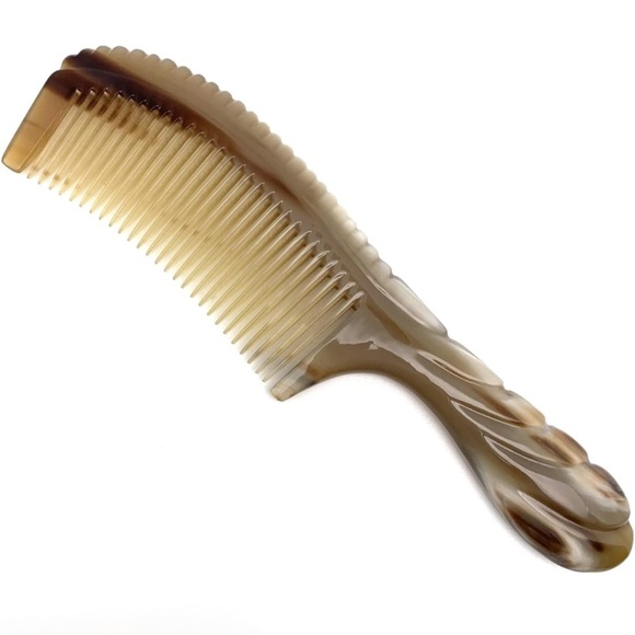 Horn & Bone Combs